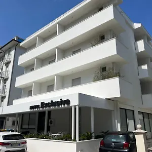 2* Hotel Hotel Exclusive In Pieno Centro - Nuova Gestione 2025